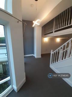 2 bedroom flat to rent, Beach Rise, Westgate-On-Sea, CT8