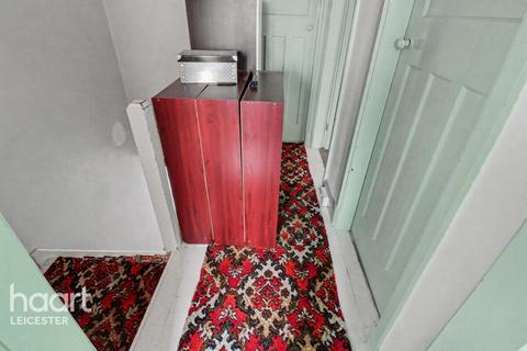 3 bedroom semi-detached house for sale, Crown Hills Avenue, Leicester