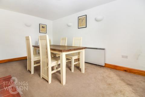 3 bedroom cottage to rent, Station Road, Cantley, Norwich