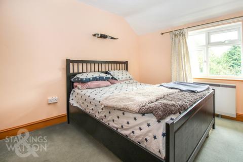3 bedroom cottage to rent, Station Road, Cantley, Norwich
