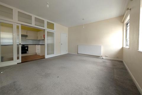 2 bedroom apartment to rent, 18 Fairfax Place, Dartmouth