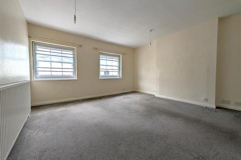 2 bedroom apartment to rent, 18 Fairfax Place, Dartmouth