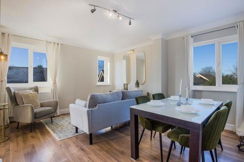 1 bedroom flat for sale, Selhurst Road, London SE25