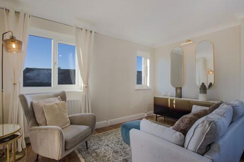 1 bedroom flat for sale, Selhurst Road, London SE25