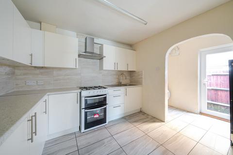 4 bedroom semi-detached house for sale, Stowe Road, Orpington, BR6