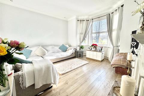 3 bedroom semi-detached house for sale, Yorktown Road, Sandhurst, Berkshire