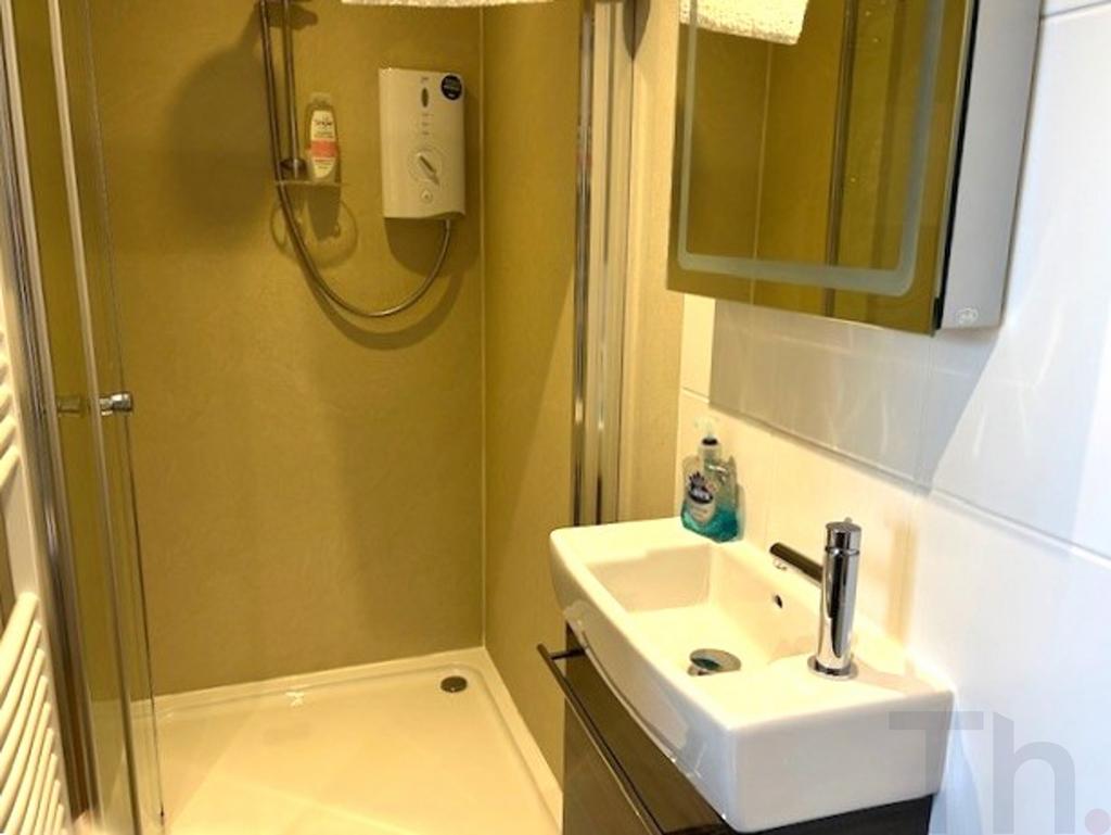 En suite shower room