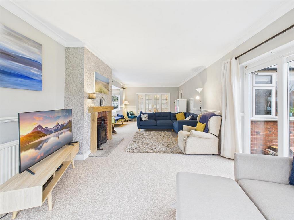 Lounge: