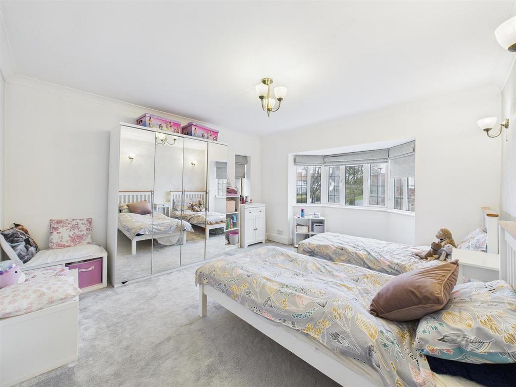 Bedroom: