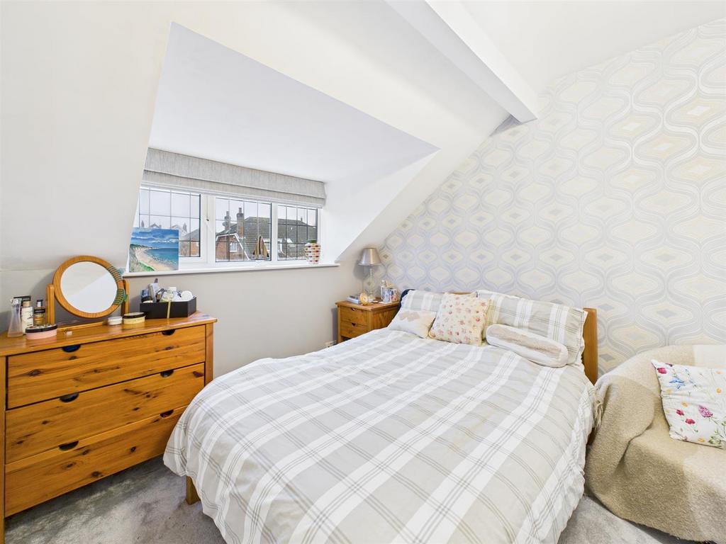 Bedroom: