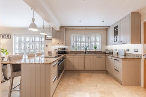 4 bedroom detached house for sale, Tranquil Four Bedroom Home in Drayton