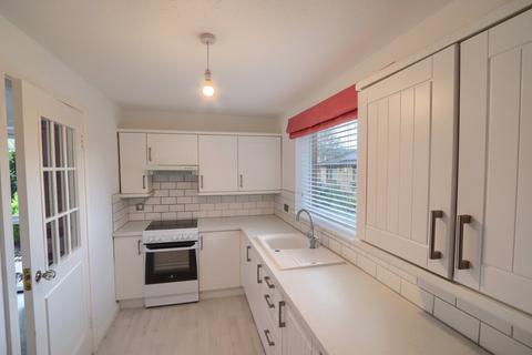 2 bedroom flat for sale, The Larches, Foxwood Drive