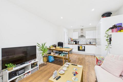1 bedroom flat for sale, 27 Strand Parade, Goring-by-Sea, BN12 6FQ