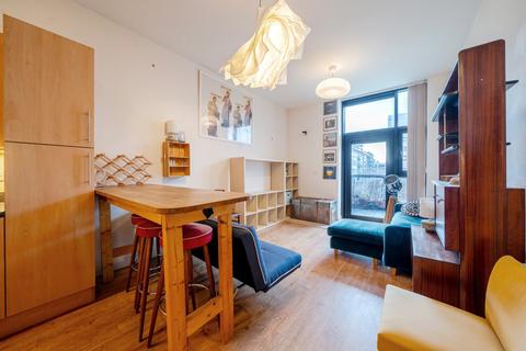 1 bedroom flat for sale, Multi Way, Acton, London, W3