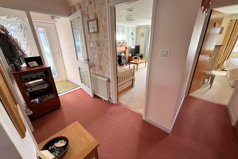 3 bedroom detached bungalow for sale, Ar Y Don, Tywyn LL36