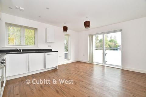 1 bedroom apartment for sale, Canalside, Redhill RH1