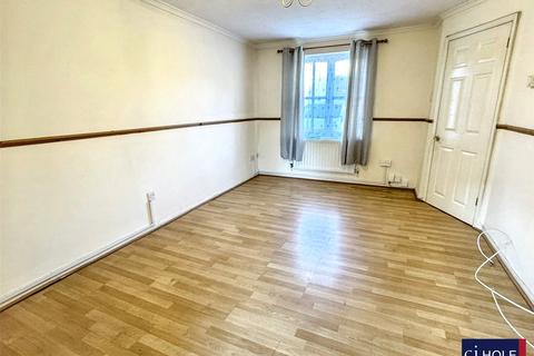 2 bedroom end of terrace house for sale, Stocken Close, Hucclecote, Gloucester, GL3