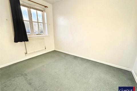 2 bedroom end of terrace house for sale, Stocken Close, Hucclecote, Gloucester, GL3