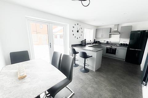 4 bedroom detached house for sale, Bowman Drive, Wallsend