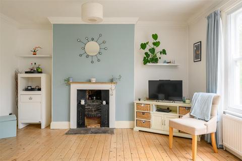 2 bedroom house for sale, Gillygate, York, YO31 7EQ