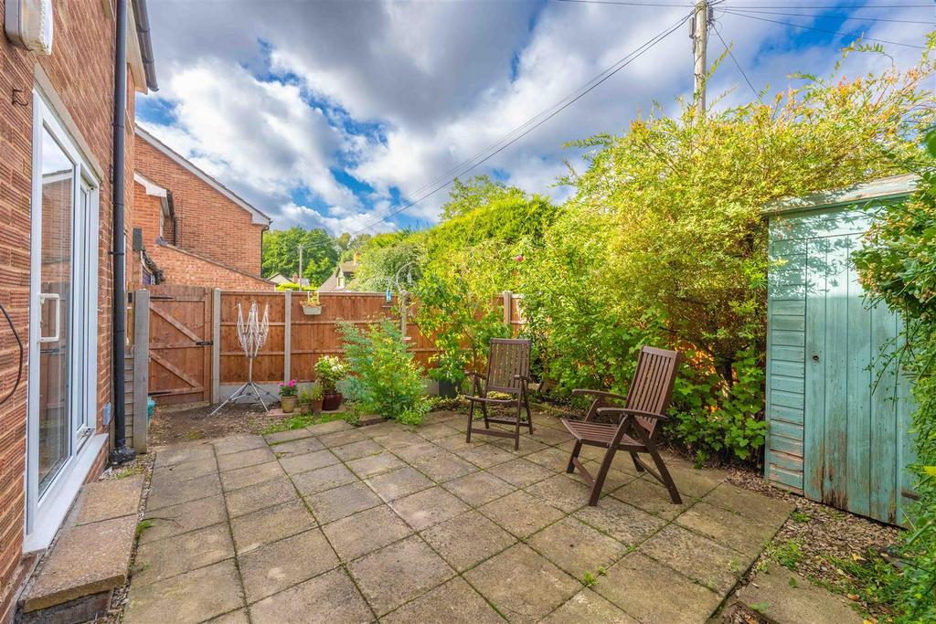 West Facing Courtyard Garden