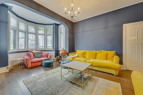 5 bedroom detached house for sale, Leigh-on-sea SS9