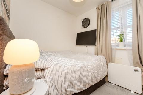1 bedroom ground floor flat for sale, Longtown Court, Dartford DA2