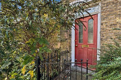 4 bedroom semi-detached house for sale, Childer Road, Stowmarket, IP14