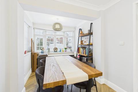 3 bedroom detached house for sale, Chilton Close, Holmer Green, Buckinghamshire, HP15 6XH