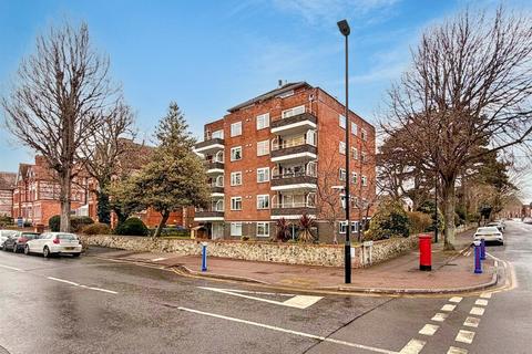 3 bedroom flat for sale, Grange Road, Eastbourne
