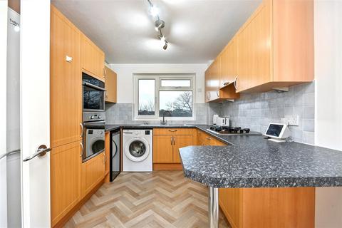 3 bedroom flat for sale, Grange Road, Eastbourne