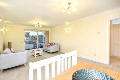 3 bedroom flat for sale, Grange Road, Eastbourne
