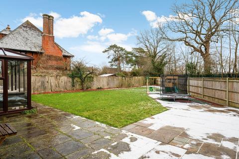 undefined, Smallfield Road, Horley RH6