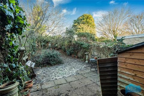 2 bedroom terraced house for sale, Heath View, London, N2