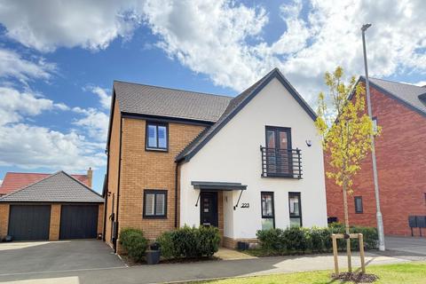 West Street, Upton NN5