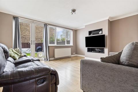3 bedroom terraced house for sale, Radnor Road, Worthing