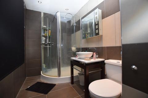2 bedroom flat to rent, Gibson Street Greenwich SE10