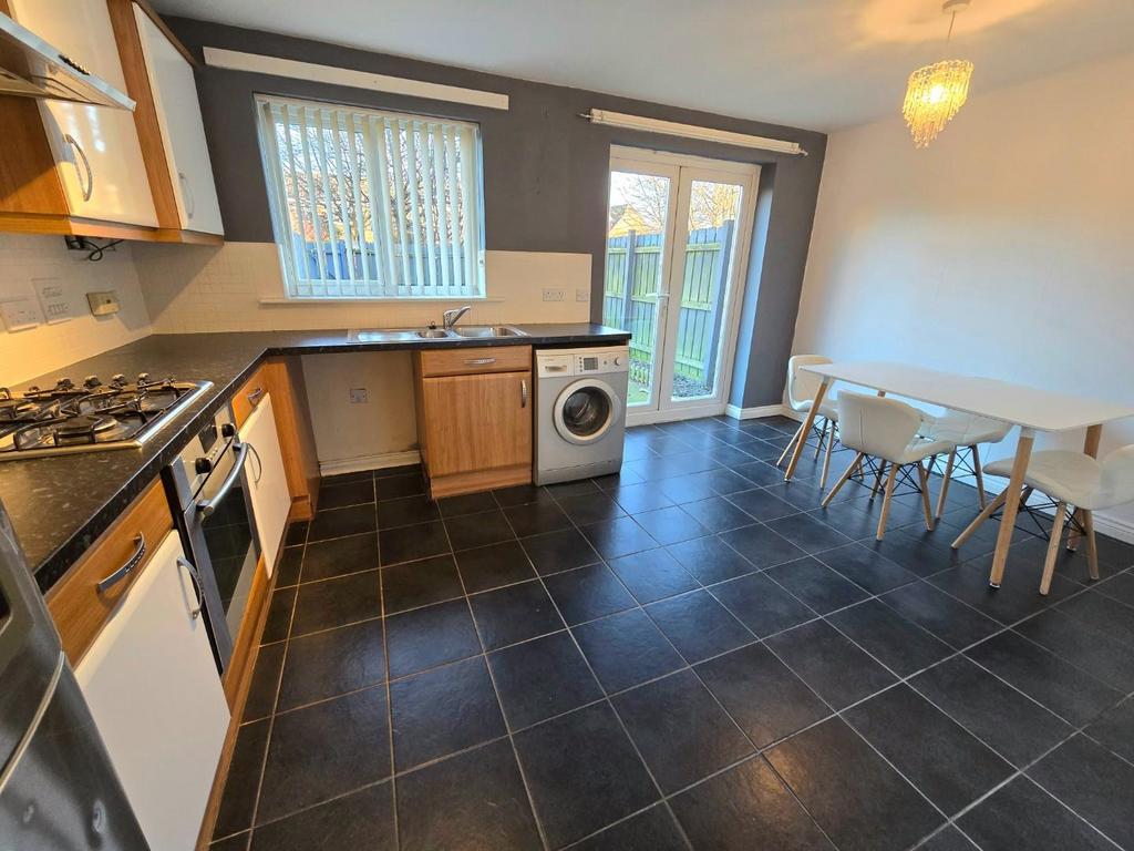 Kitchen 1