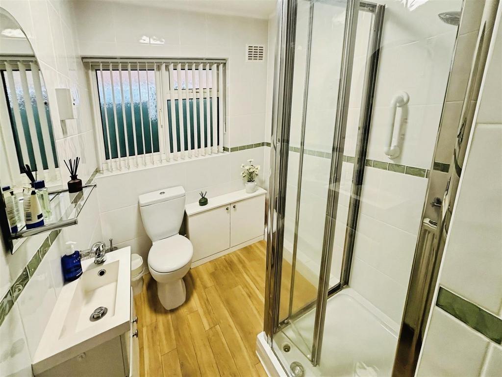 Bathroom .jpg
