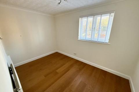 undefined, Grafton Close, Whitehill GU35