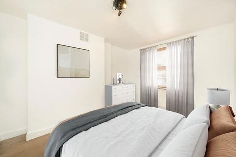 2 bedroom flat to rent, Glengall Road, London NW6