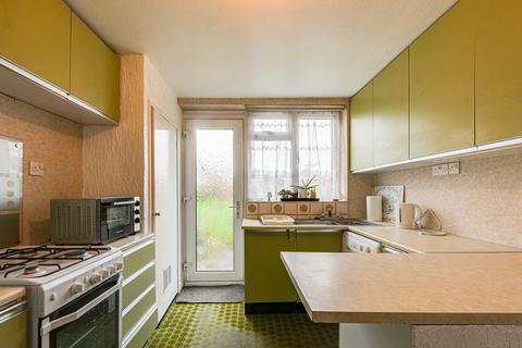 3 bedroom semi-detached house for sale, Heycroft Road, Hockley, SS5