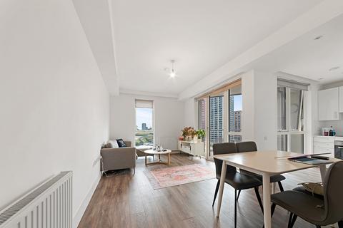 2 bedroom apartment to rent, Millet Place, Pontoon Dock London E16