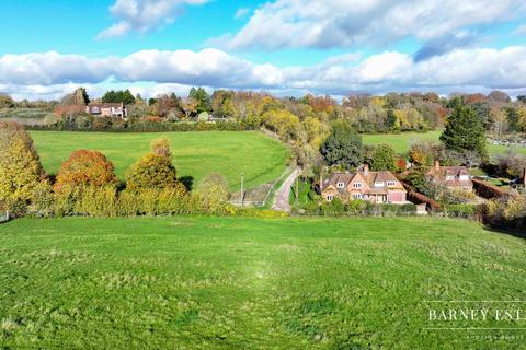 undefined, Dean Lane, Cookham, SL6