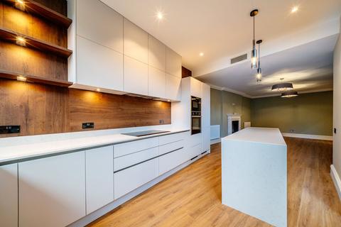 3 bedroom apartment to rent, Melville Street, Edinburgh, Midlothian