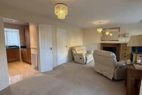 undefined, Olliver Acre, Wick BN17