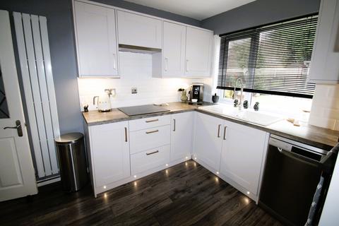3 bedroom semi-detached house for sale, St. Albans Avenue, Upminster RM14