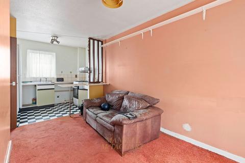 1 bedroom flat for sale, Brooklands Road, Crawley RH11