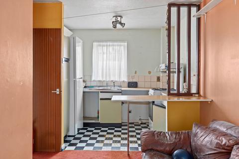 1 bedroom flat for sale, Brooklands Road, Crawley RH11