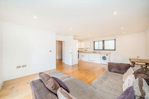 2 bedroom flat to rent, Bow Common Lane, London E3
